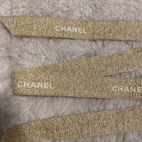 SALE❗️Authentic CHANEL Ribbon 🎀 - Picture 2 of 4
